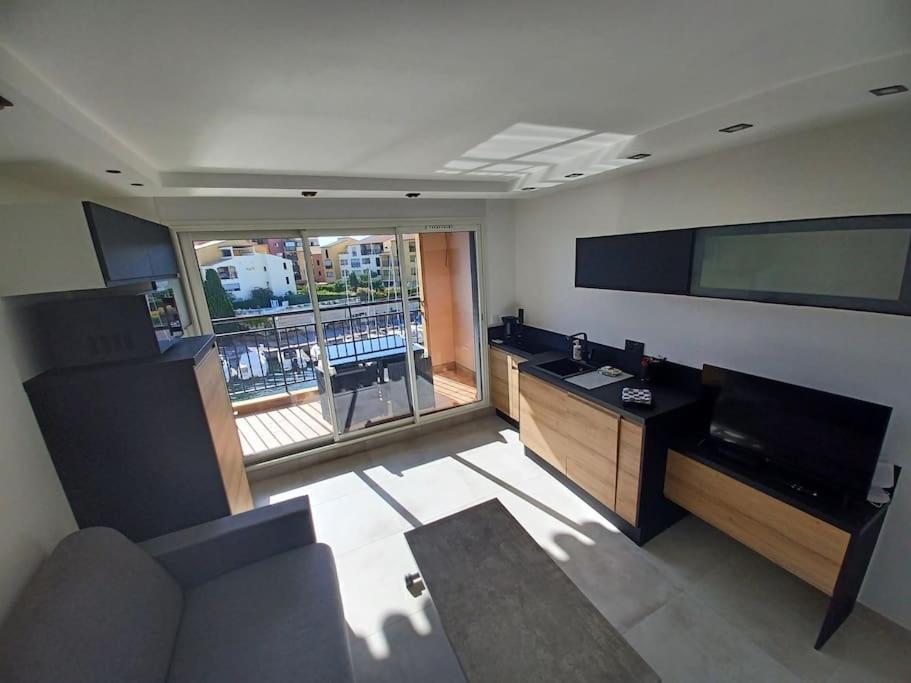 Cap'Nomad Studio Cote Mer - Balcon - Piscine - Parking Agde Bagian luar foto